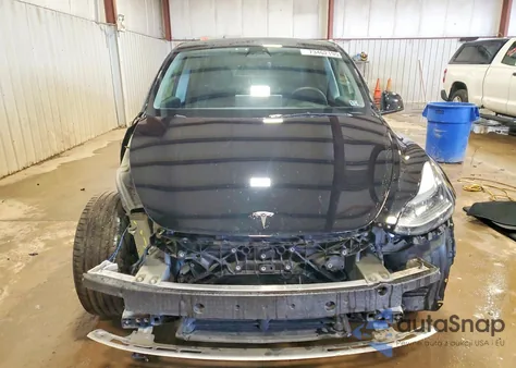 2023 Tesla Model Y из США, поврежденный, VIN 7SAYGDEEXPF643013